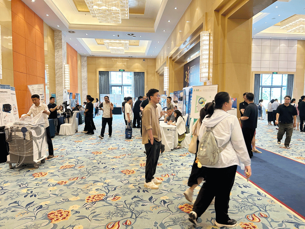 翰东应邀参展第五届天府脑科学大会(图3)